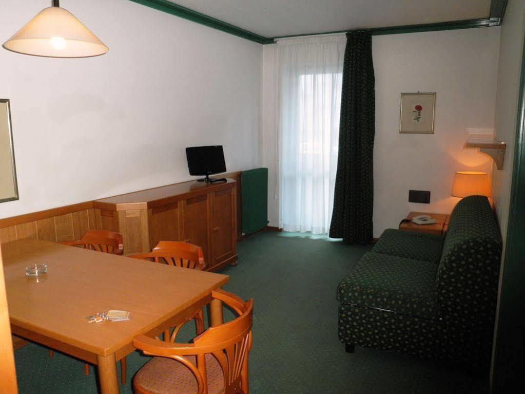Residence Hotel Sport Campiglio Madonna di Campiglio Exterior photo